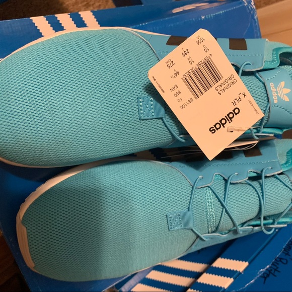 Adidas xplr. Rare white bottom on cyan. - Picture 2 of 4